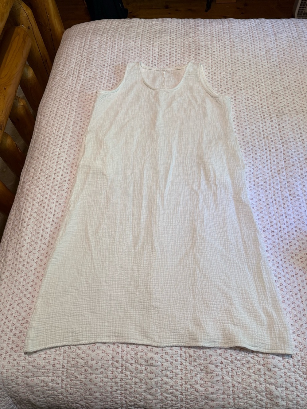 Simple Sleeveless Crinkle Cotton White Tank Midi Dress Size M
